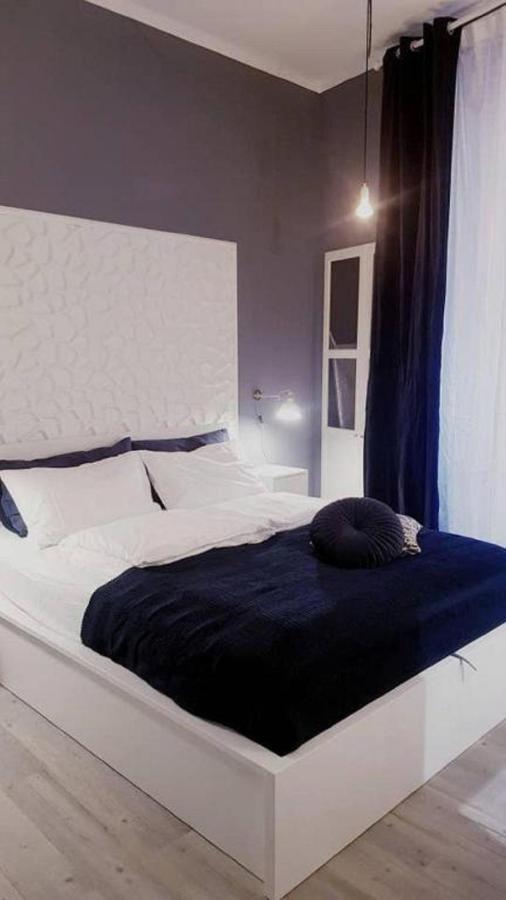 Joivy Heart Of The City 1 Bed Apt Near Castle Belvedere Génova Exterior foto